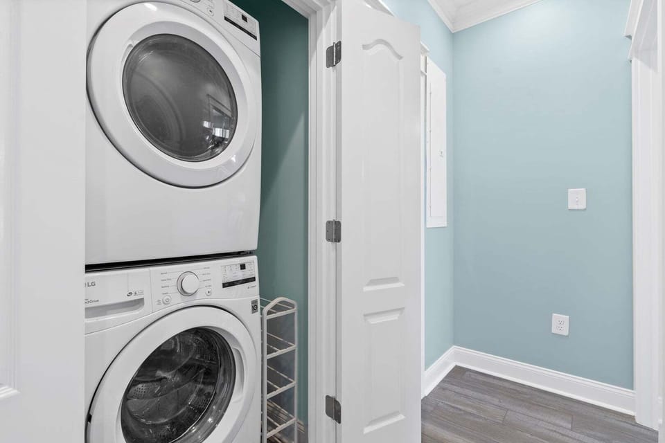 Washer & Dryer - Downstairs