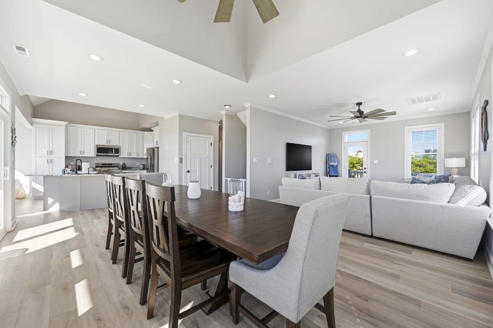 Open-concept living with plenty of room for meals, conversations, and slow vacation mornings