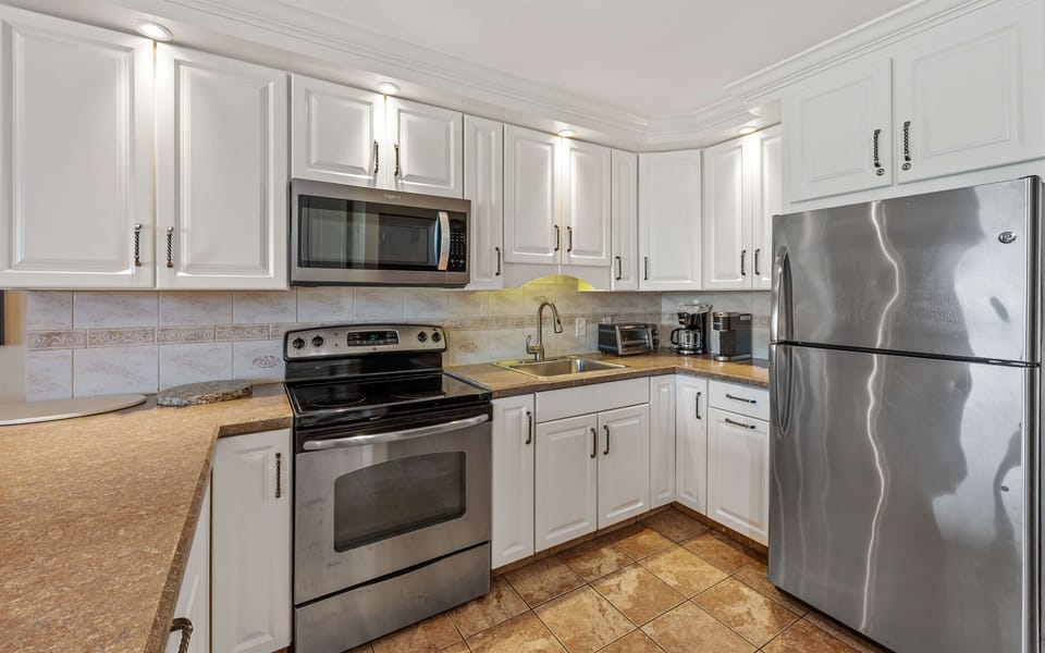Large kitchen with more than you need on vacation