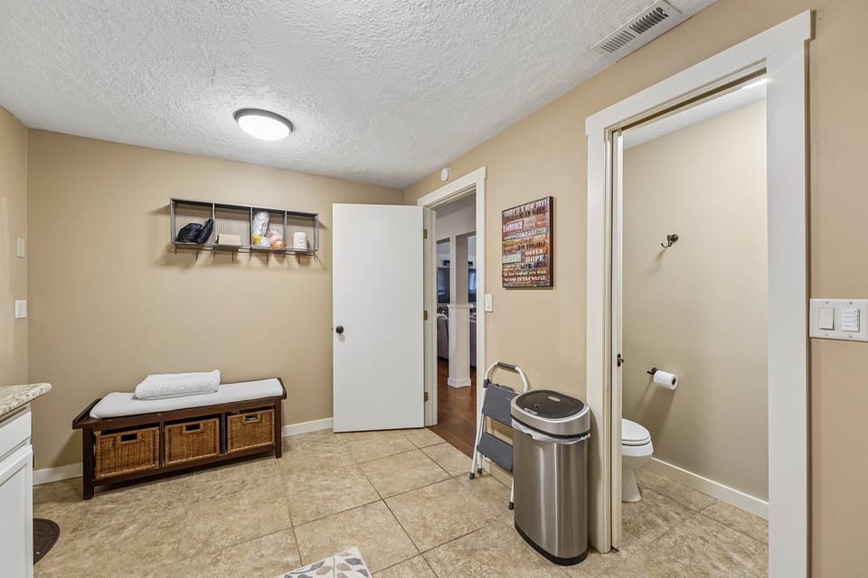 Laundry Room at Tolovana Footprints