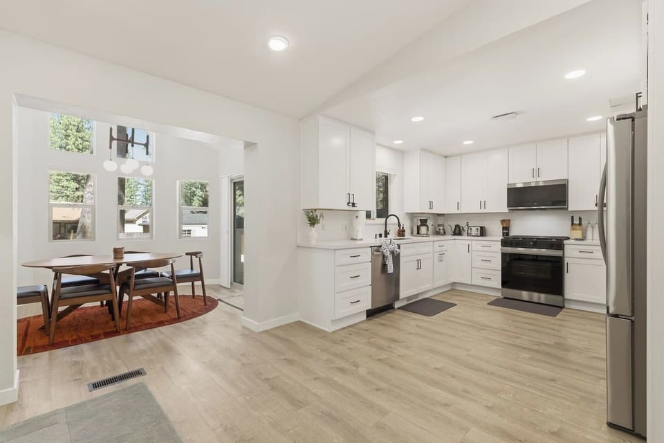 Remodeled and fully stocked kitchen