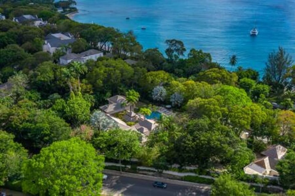 Aerial photo of Bluff House and Cottage with its extensive grounds.