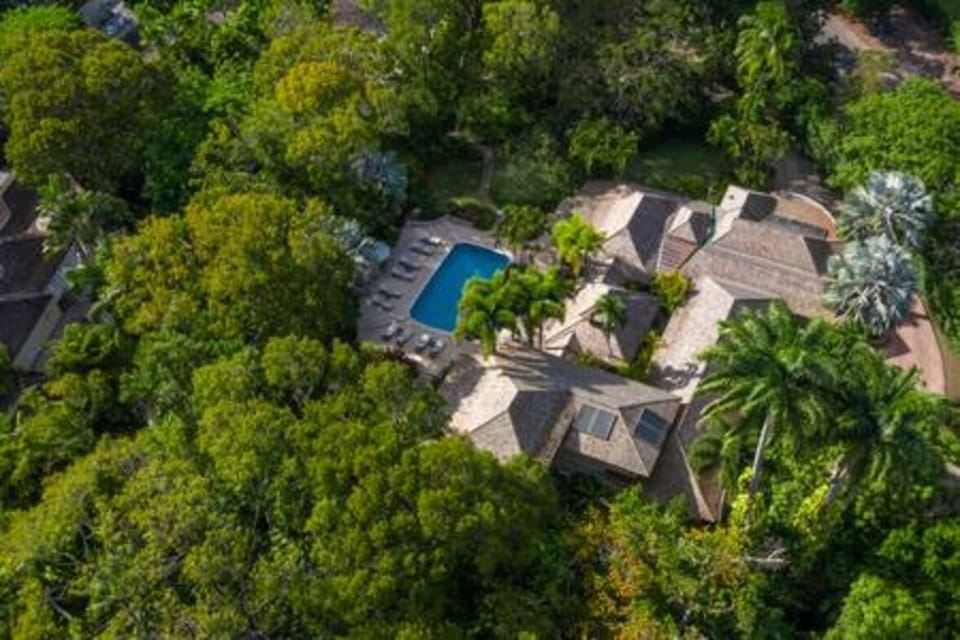 Aerial photo of Bluff House and Cottage with its extensive grounds.