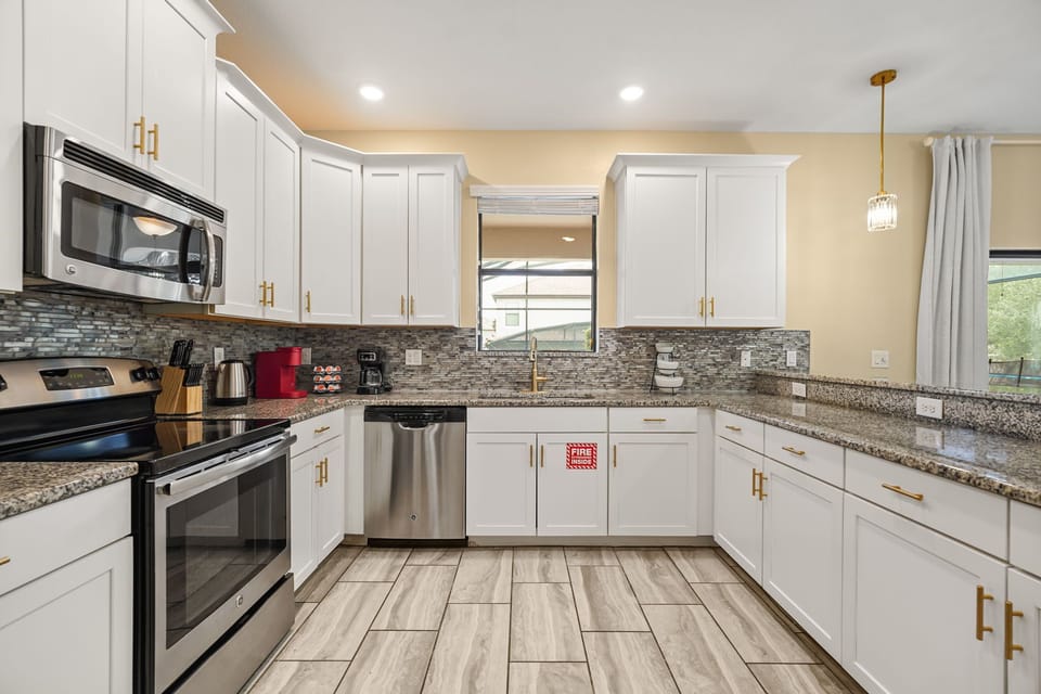 1510RollingFairwayDrive(7)