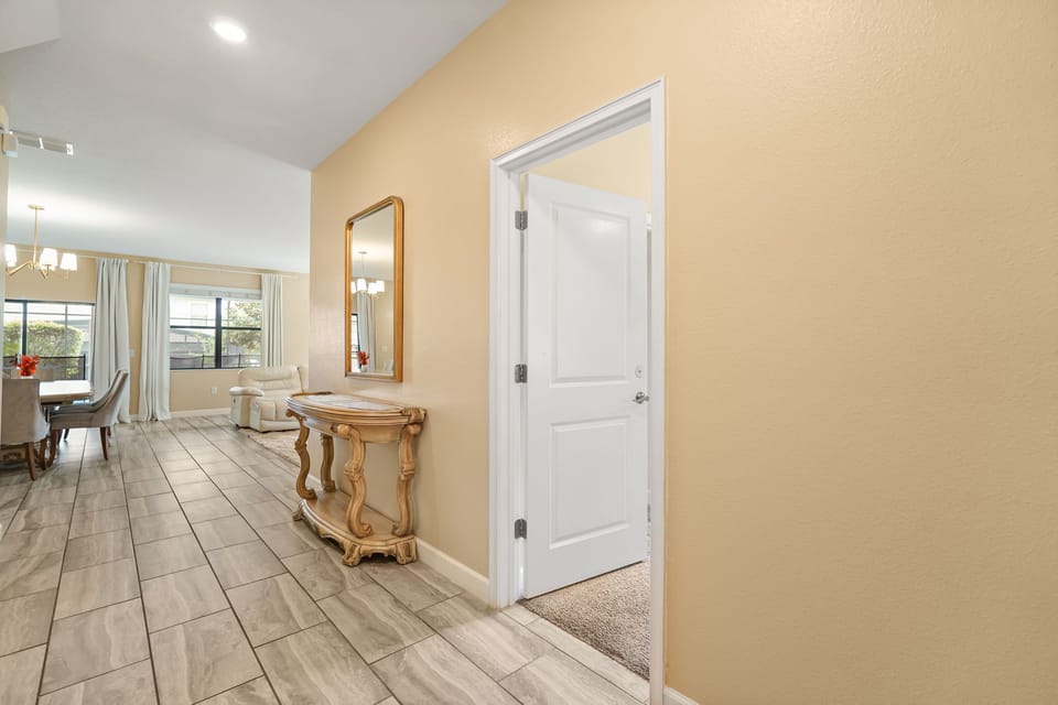 1510RollingFairwayDrive(9)