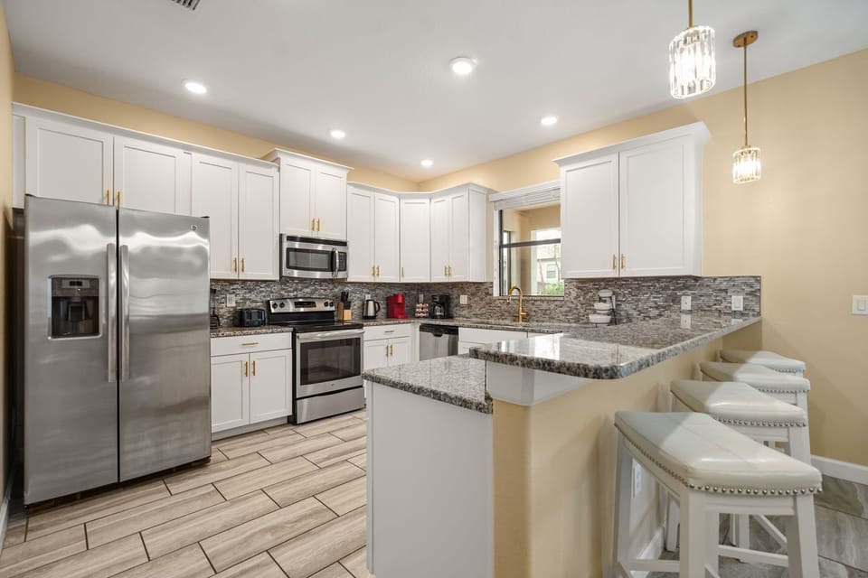 1510RollingFairwayDrive(6)