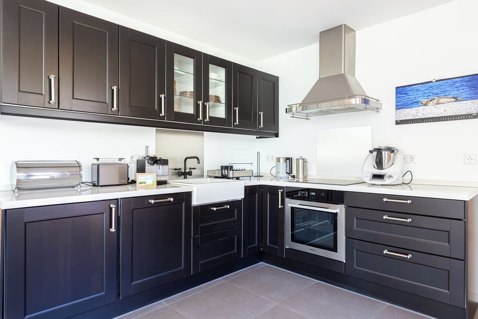 Modern Kitchen with Dark Cabinets