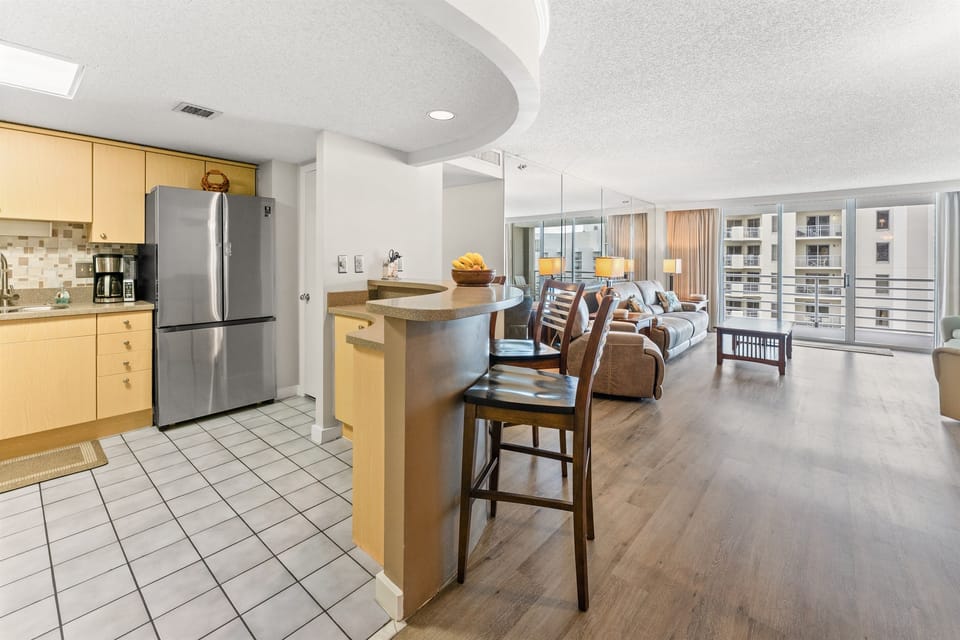 Well equipped Kitchen