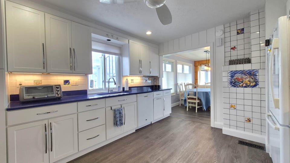 Fully equipped and stocked kitchen