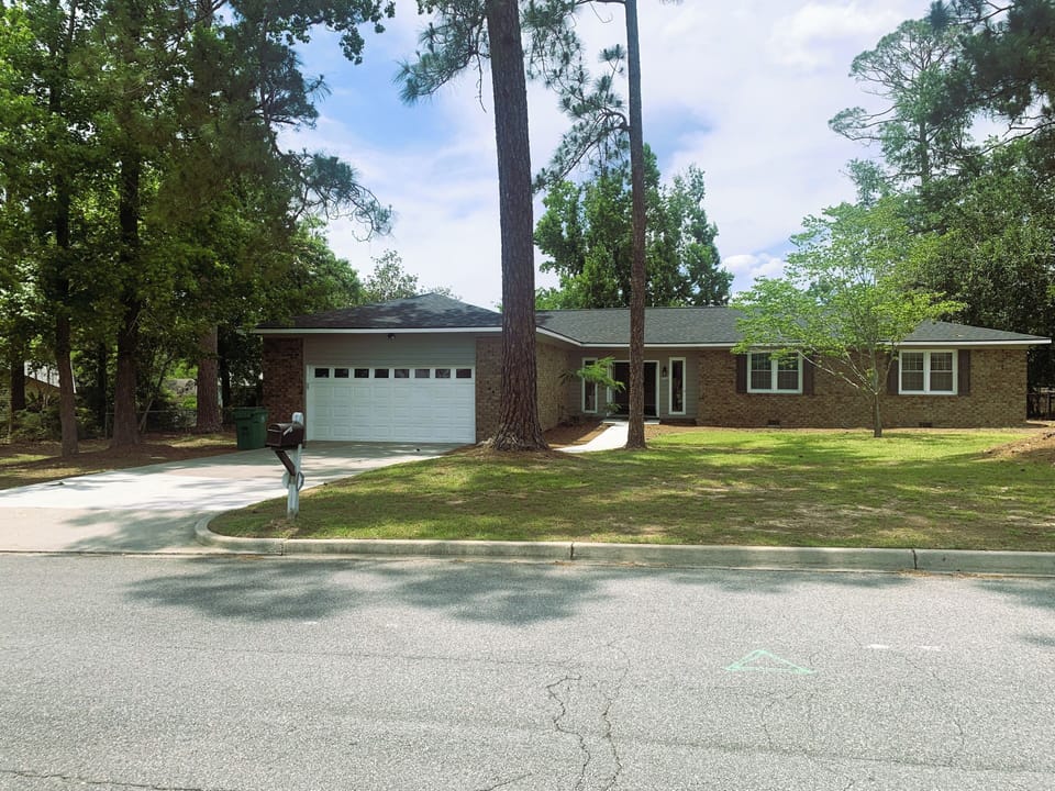 Front view of the home

