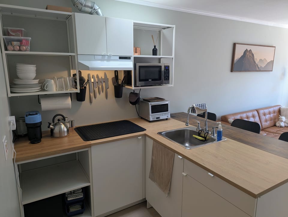 kitchenette