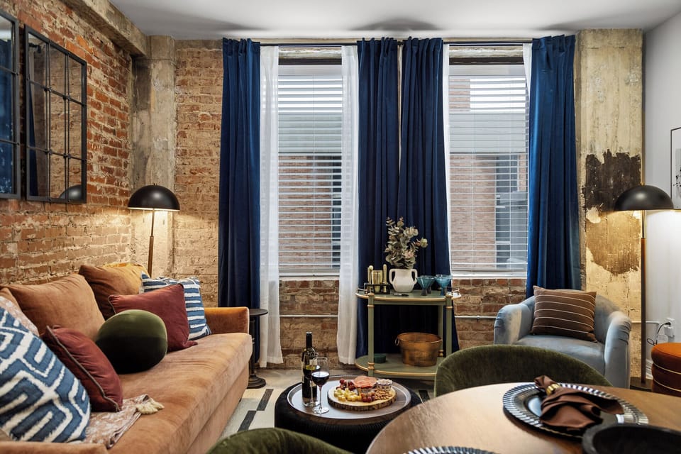 Sunlight pours through the windows of this historic 1915 building, just steps from Chattanooga’s best restaurants, shops, and riverfront.