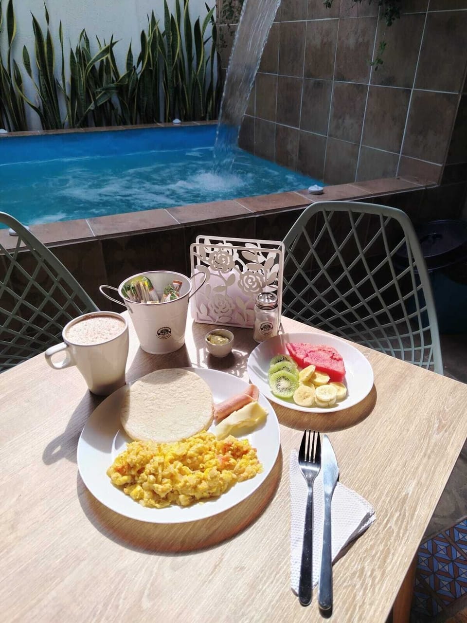 Outdoor dining
