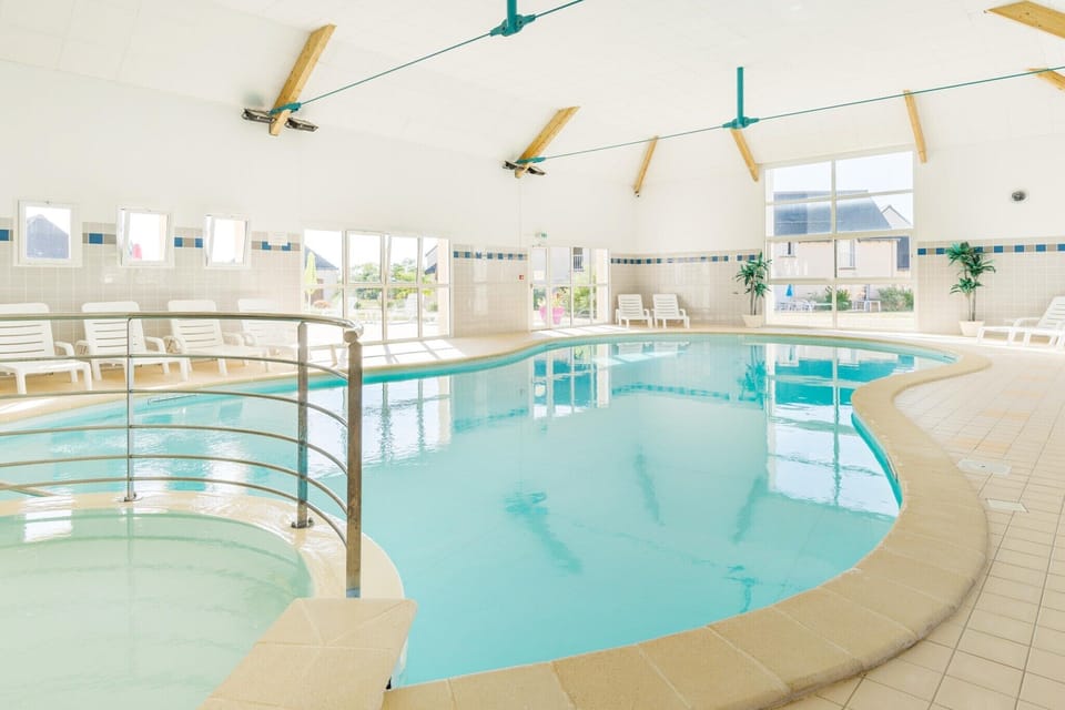 Holiday Home Swimming Pool
