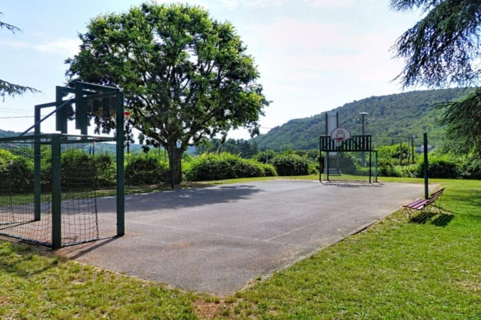 Holiday Park Facilities and Services 