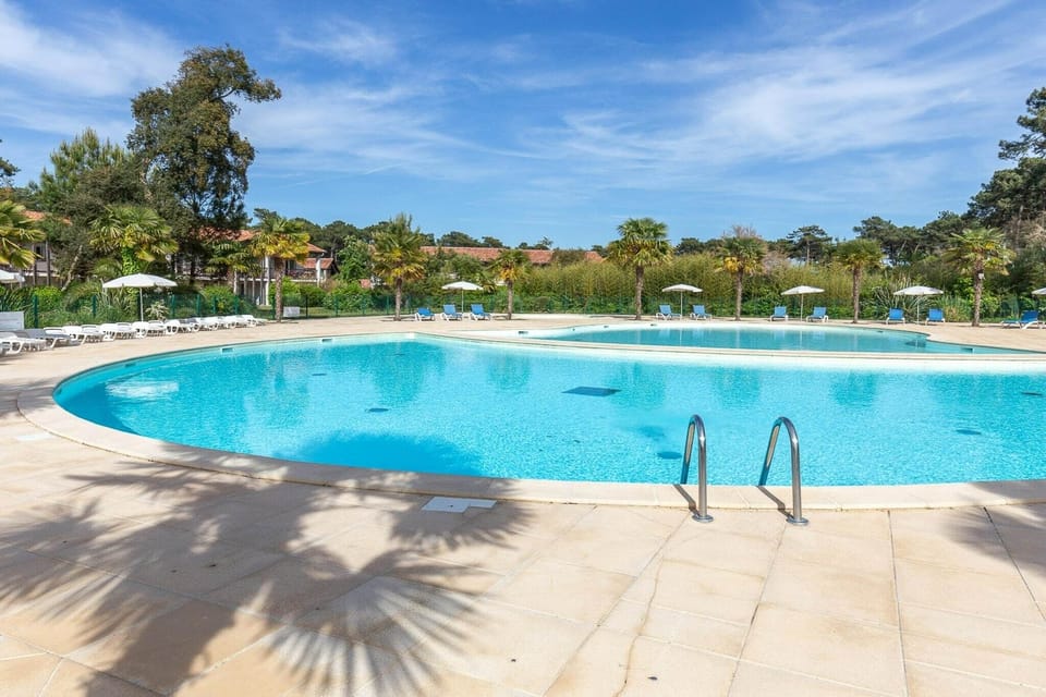 Holiday Home Swimming Pool