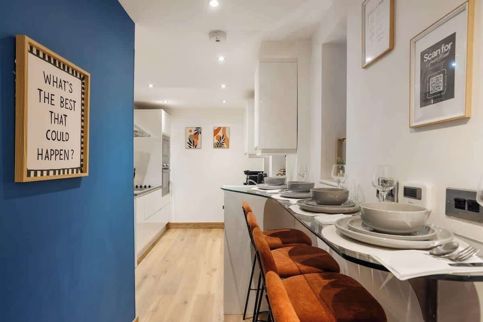 79 Great Titchfield Street W1W-24