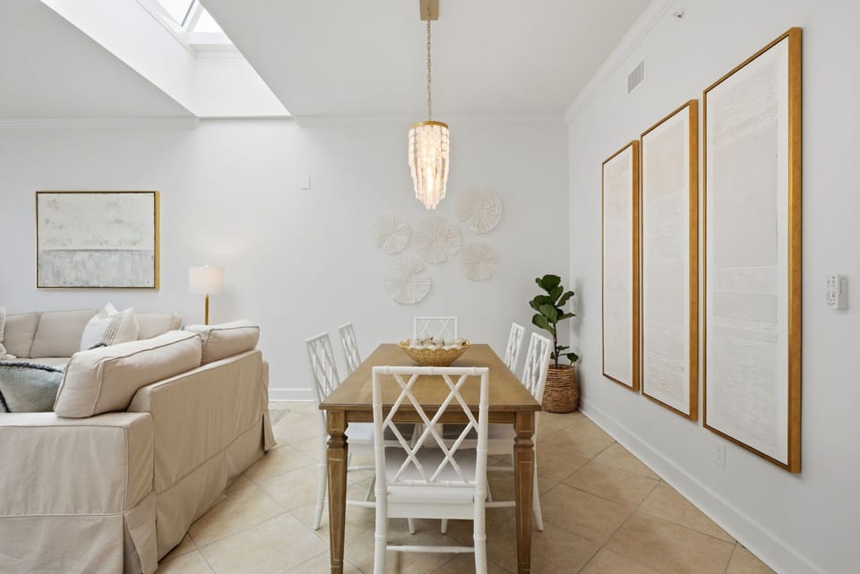 Dining Area with seating for six