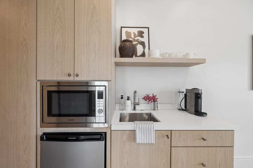 Kitchenette with Nespresso Coffee Machine and Mini Fridge - No Stove