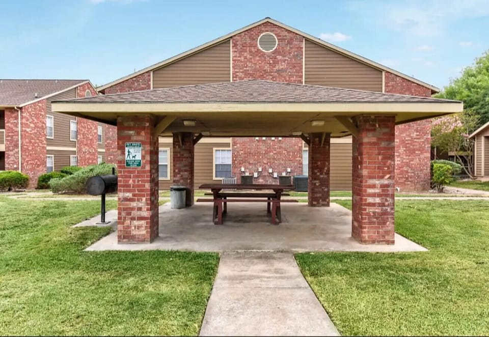 Great spot for casual hangouts and outdoor meals.