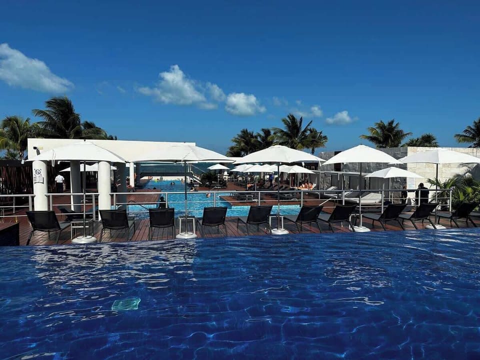 Beach club