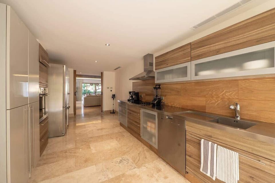 Fully equipped kitchen