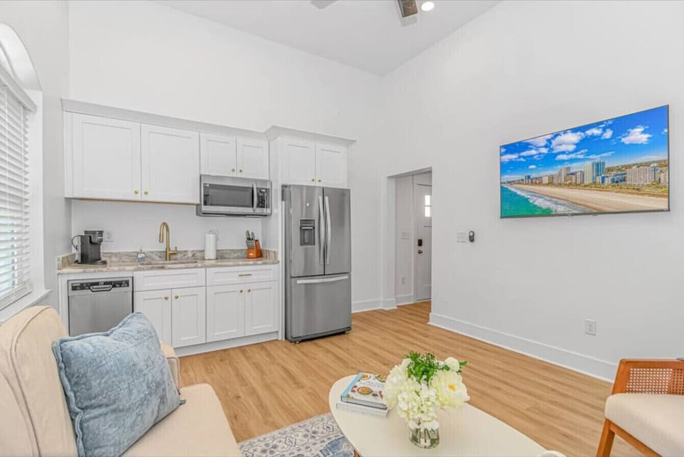 Open Living Space with Kitchen and Comfortable Seating Area