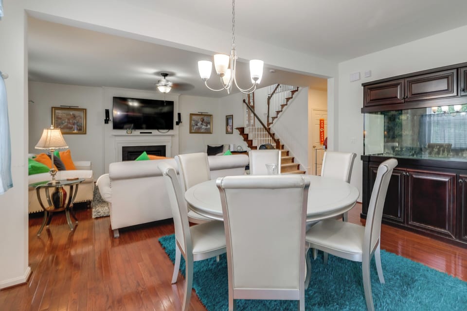 Dining Area | 1st Floor