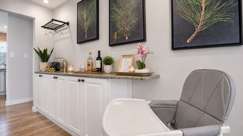 🍷 Pour something smooth at the curated bar nook—complete with wine rack, shakers, and a splash of festive charm.