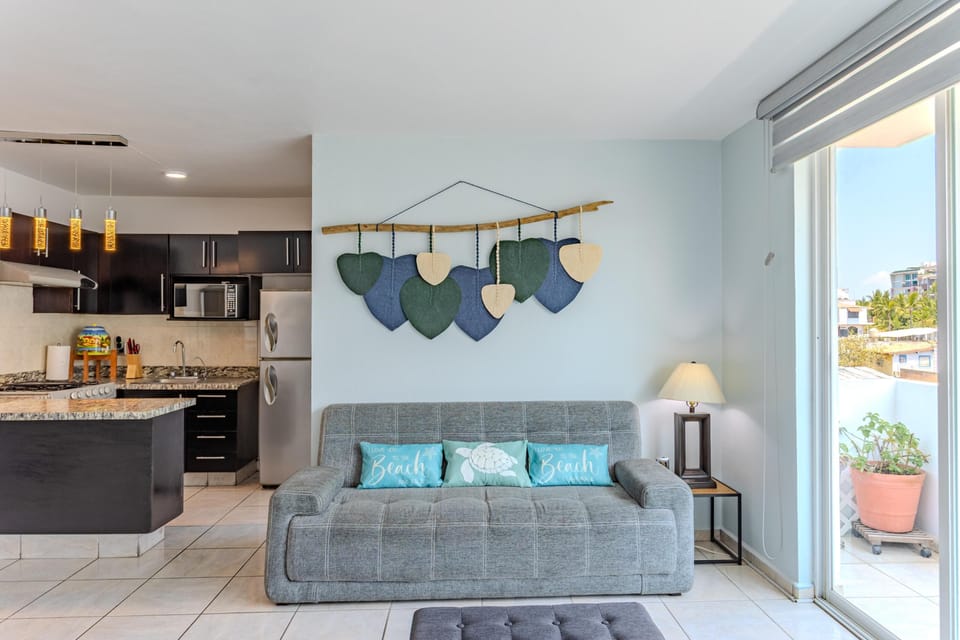 Condo - Image 4