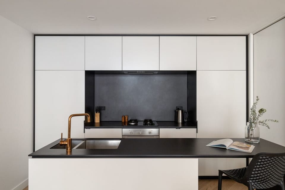 Cook, dine, and unwind in a stylish kitchen that`s perfect for slow winter mornings and relaxed evenings in.