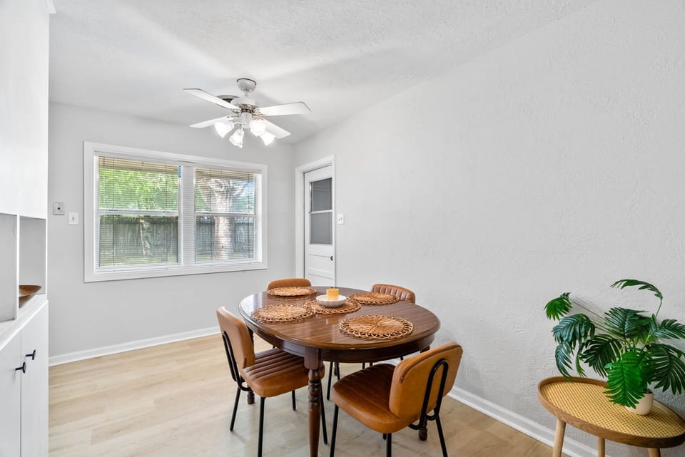 Perfect for hosting, this dedicated dining space is located conveniently off the kitchen.
