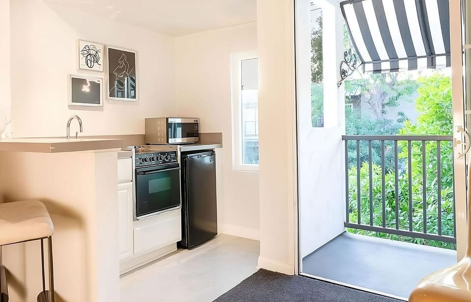 Start mornings with easy snacks and coffee by the balcony.