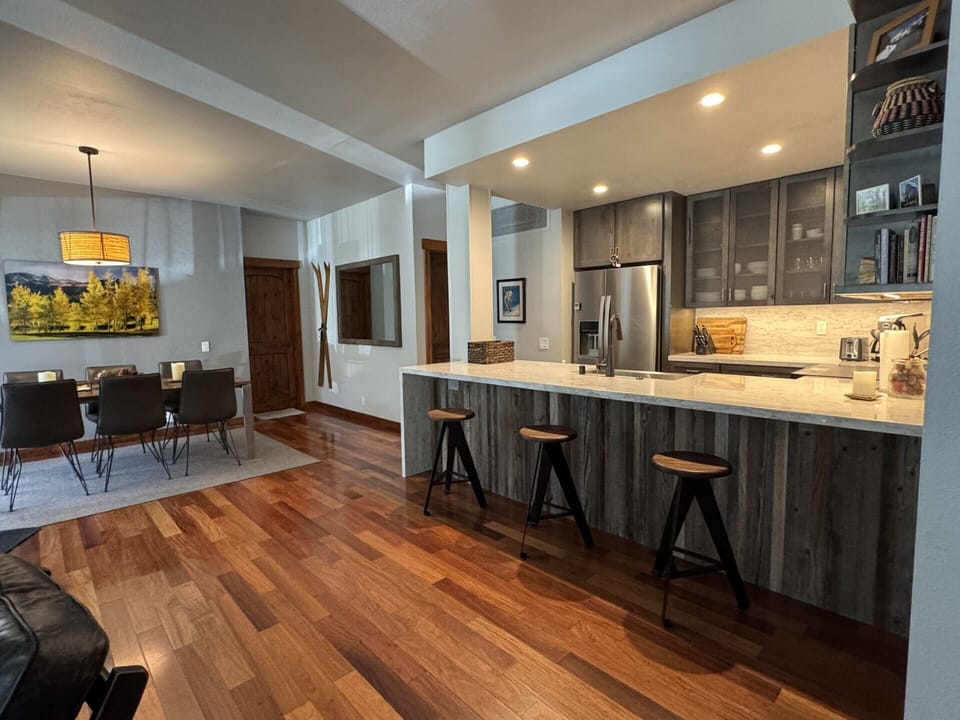Snowcreek 88 kitchen 2