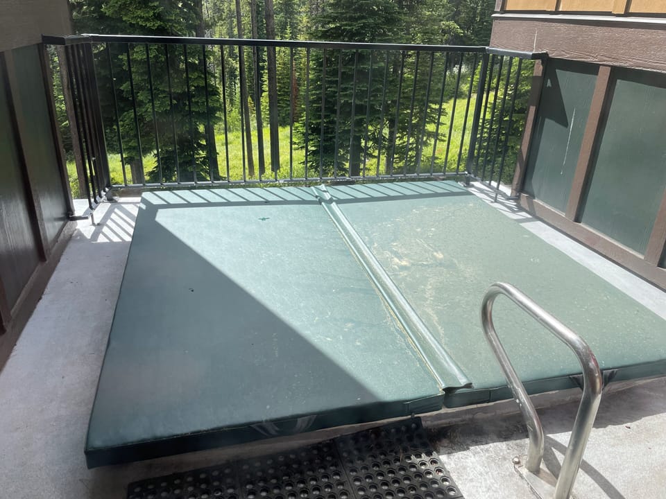 Shared hot tub. Ski season only.