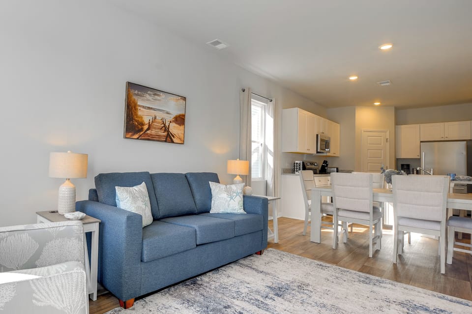 Interior (Unit B)