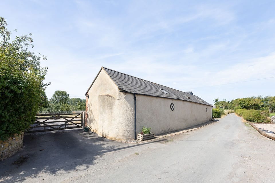 Bramble Barn - StayCotswold