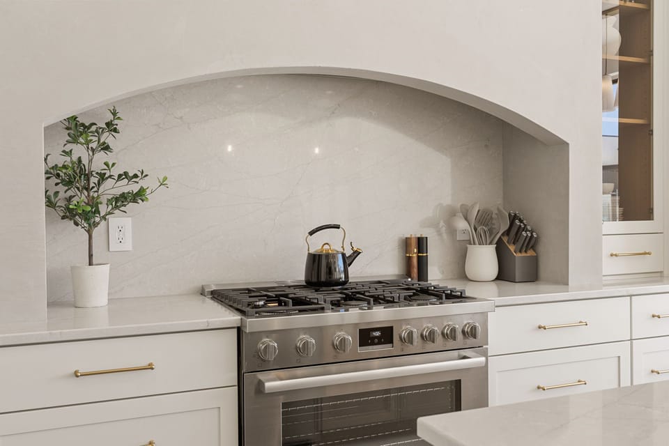 Unit B - Fully Equipped Kitchen