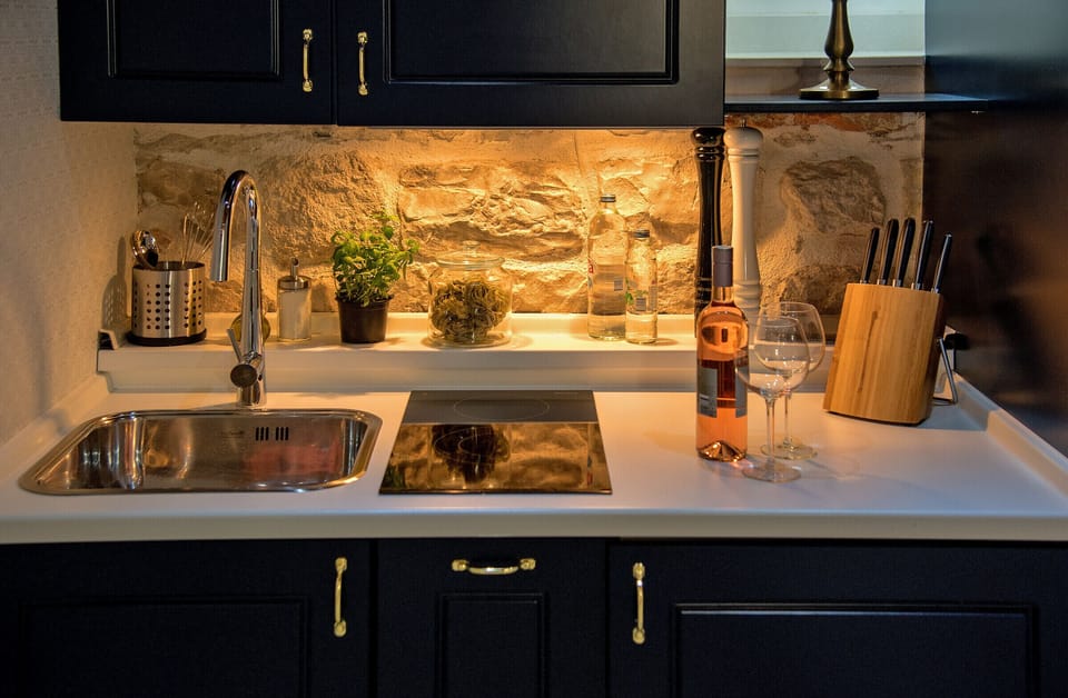Fully equipped kitchen