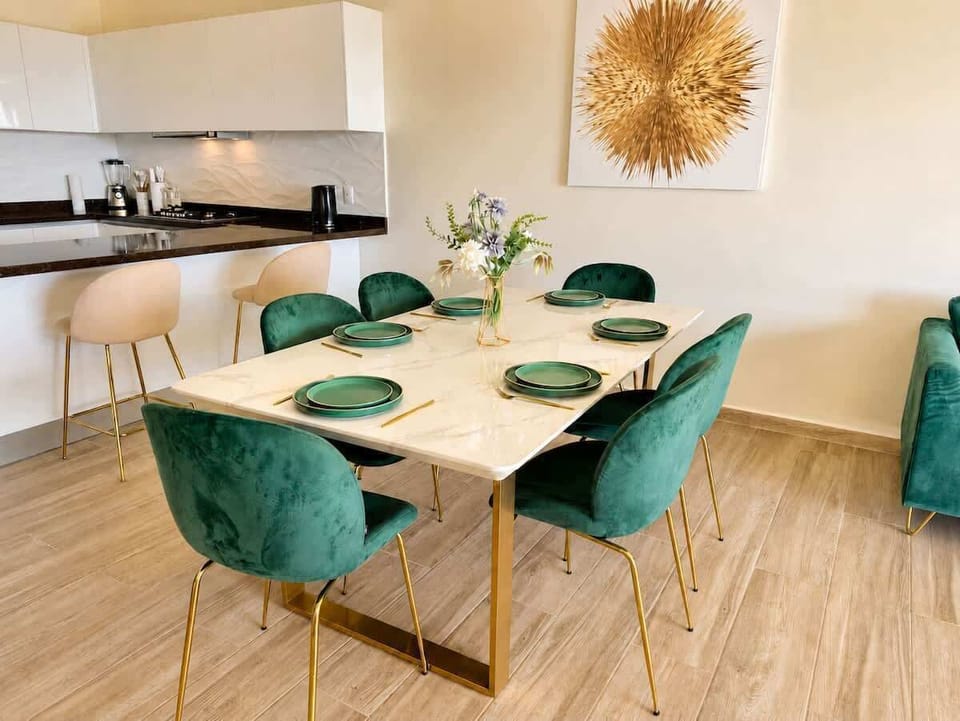 Elegant dining area for six, perfect for meals with family or friends.