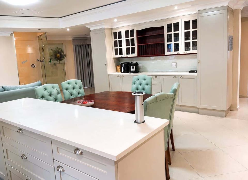 Gourmet Kitchen