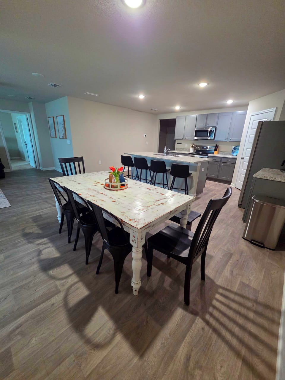 8 seated dining table