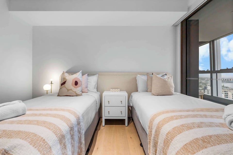 Comfortable twin bedroom, ideal for families or friends travelling together.
