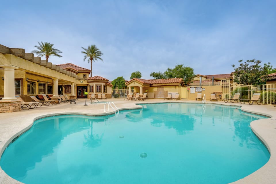 Coyote Landing Condos | Community Amenities