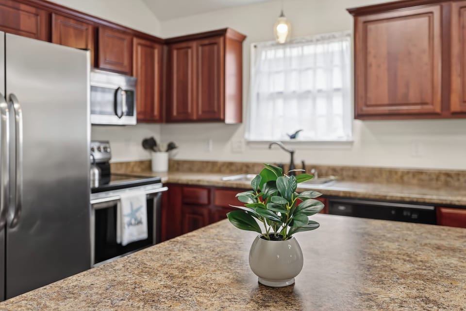 You will not want to "leaf" our kitchen!