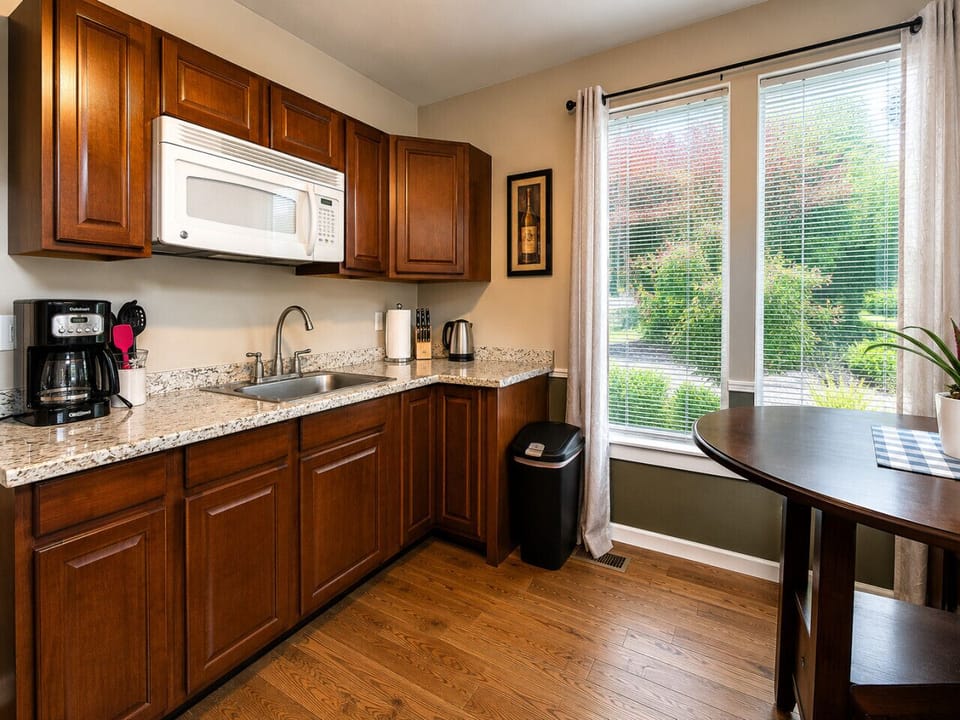 Kitchenette