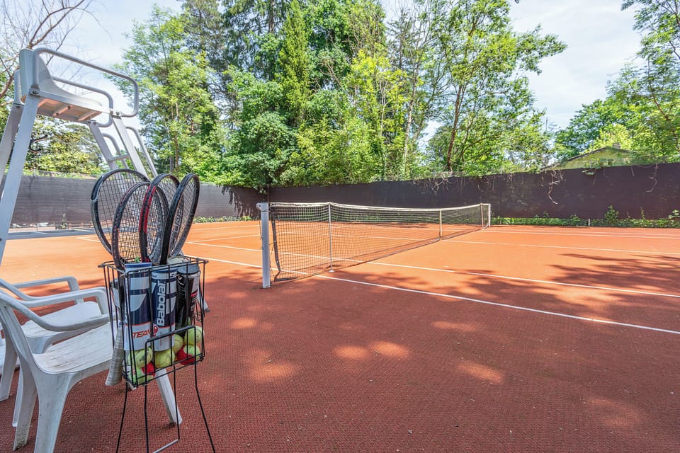 Sport court