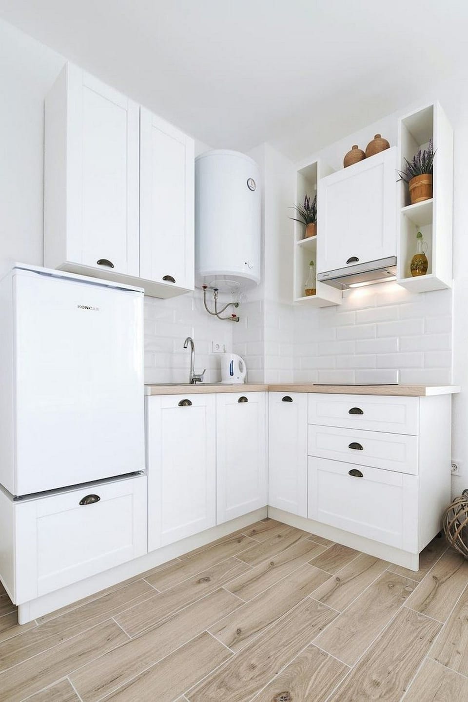Kitchen 1