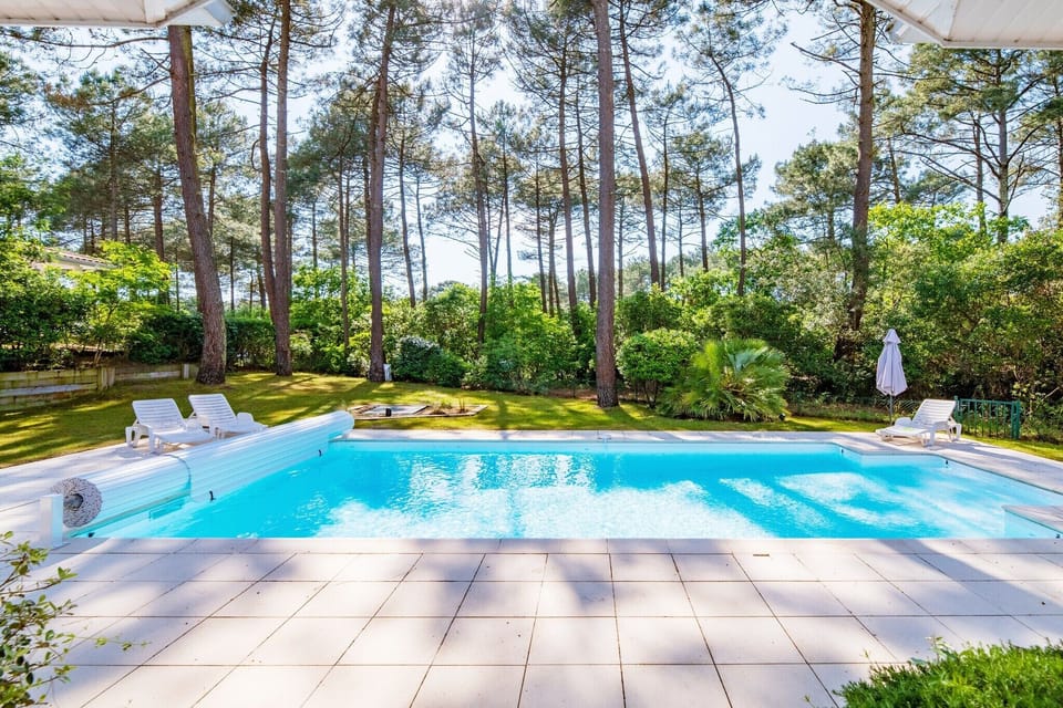Holiday Home Swimming Pool