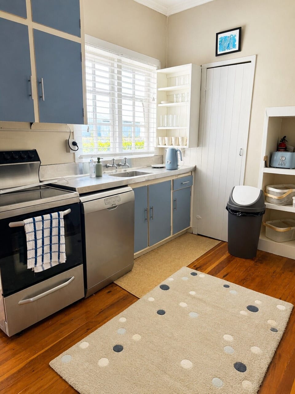 Full kitchen facilities for a convenient stay